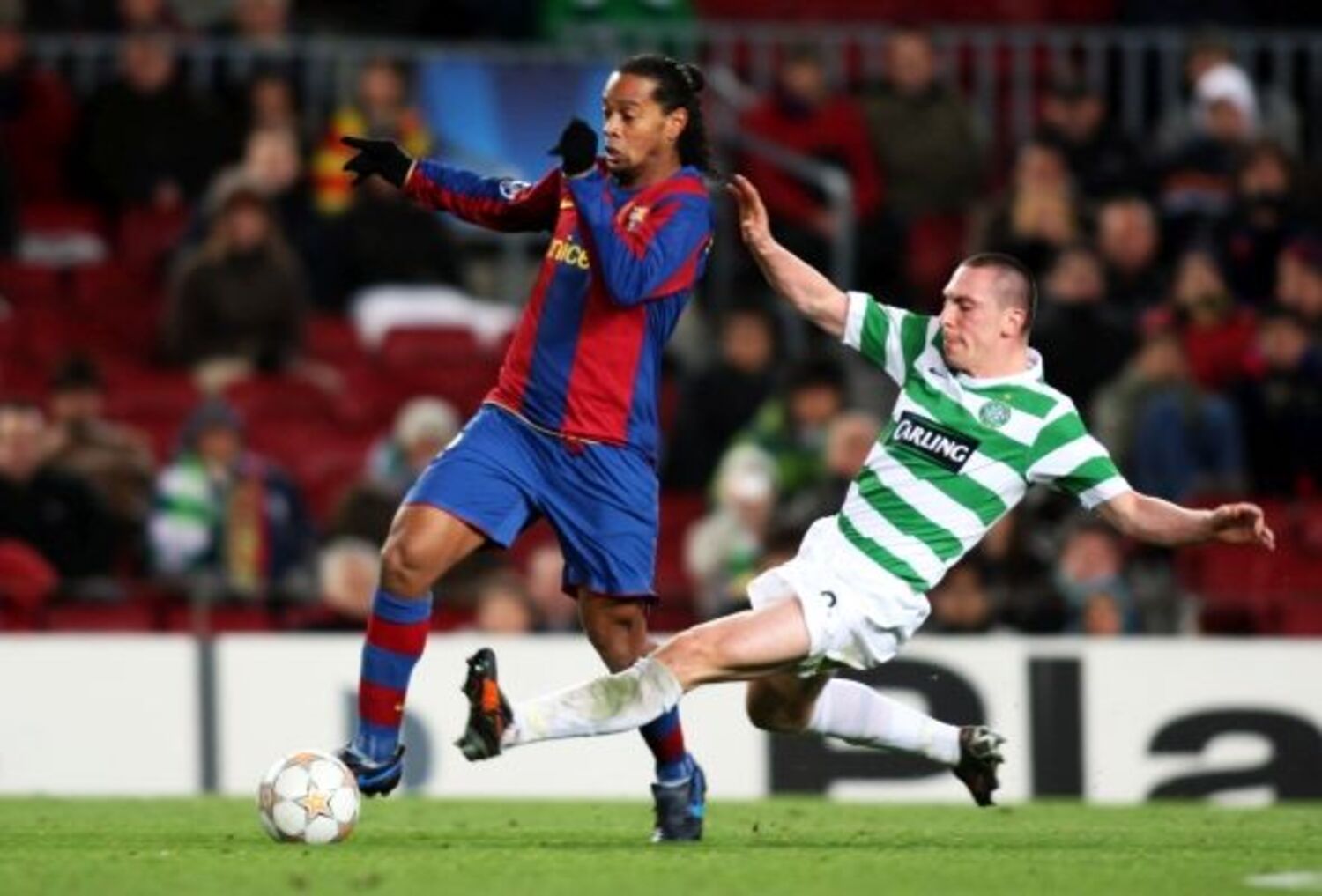 Ronaldinho nie ma wątpliwości: On w końcu trafi do Barcelony