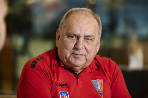 Bardzo dużo się od niego nauczyli. Jarosław Mroczek o byłym trenerze Pogoni Szczecin