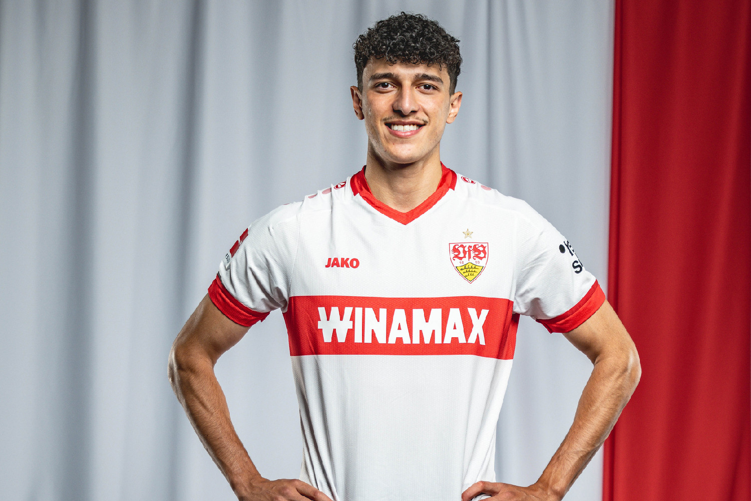 Dwunasty nowy piłkarz VfB Stuttgart. Ostatni sezon spędził w Premier League [OFICJALNIE]