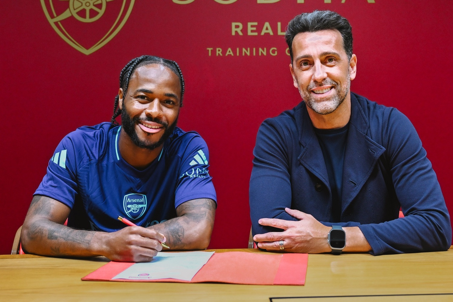 OFICJALNIE: Raheem Sterling w Arsenalu. Promocja!