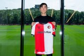 OFICJALNIE: Transfer w obrębie uczestników Ligi Mistrzów. Feyenoord Rotterdam przejął gwiazdę Crvenej zvezdy