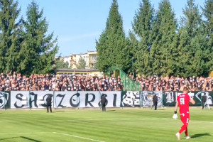 Mecz Siarka Tarnobrzeg - Sandecja Nowy Sącz przerwany. Skandaliczne zachowanie