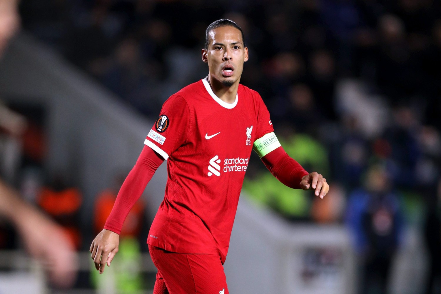 Virgil van Dijk potwierdza. „Rozmowy trwają”