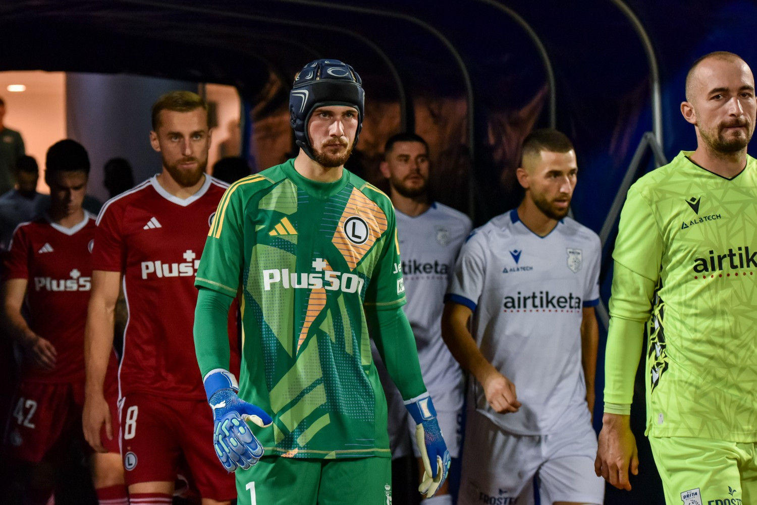 Legia Warszawa chce sprzedać ważnego piłkarza! Następca poszukiwany