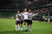 Legia Warszawa zarobi na nim kilka milionów euro! „Pracuje na zagraniczny transfer”