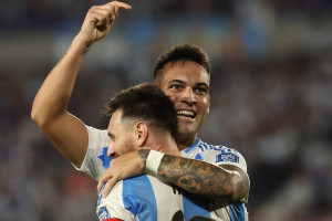 Lautaro Martínez zrównał się z Diego Maradoną. I to w jakim stylu! [WIDEO]