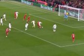 Liverpool wychodzi na prowadzenie w hitowym starciu z Realem Madryt [WIDEO]