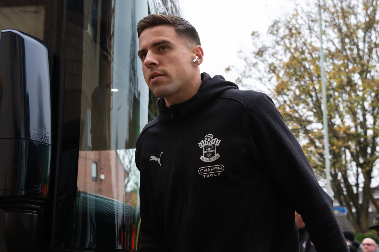 Jan Bednarek z bolesnym powrotem. Tottenham z efektownym przełamaniem [WIDEO]