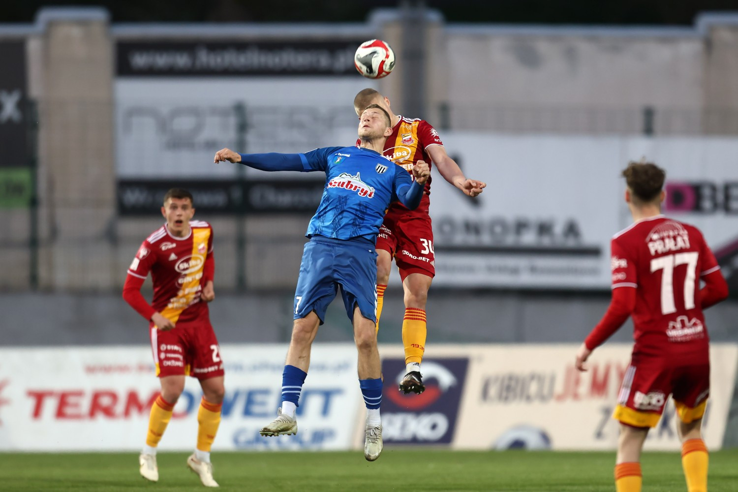 Sandecja Nowy Sącz na niego liczy. Fantastyczna forma byłego napastnika Górnika Zabrze