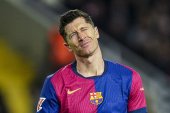 Robert Lewandowski poza podstawowym składem FC Barcelony?! Hansi Flick ma wybrać inne rozwiązanie