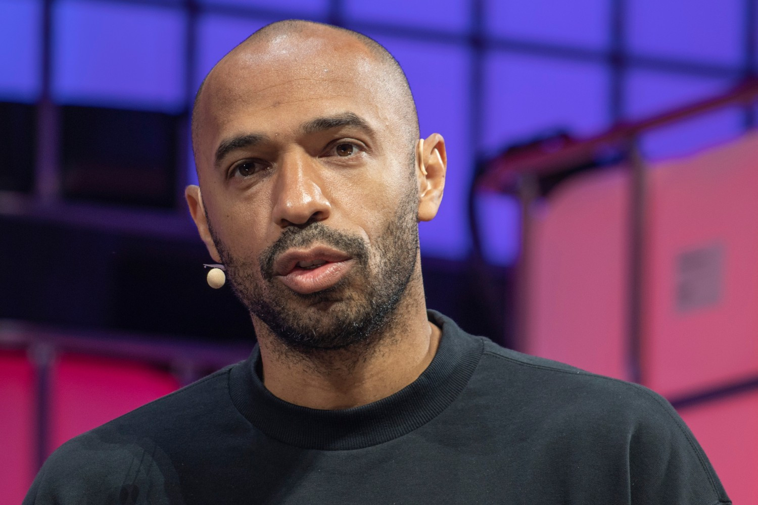 Thierry Henry obejmie giganta?!