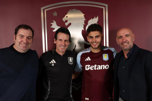 Aston Villa potwierdziła transfer. Nowy konkurent dla Matty’ego Casha [OFICJALNIE]