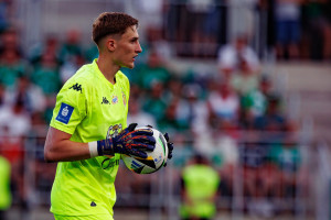 Nie tylko Oskar Pietuszewski. Sławomir Abramowicz na celowniku klubów z topowej ligi