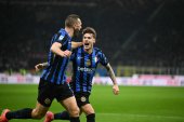 Inter Mediolan w czwartek dokończy mecz z Fiorentiną. Przepisy zabraniają występu Nicoli Zalewskiego