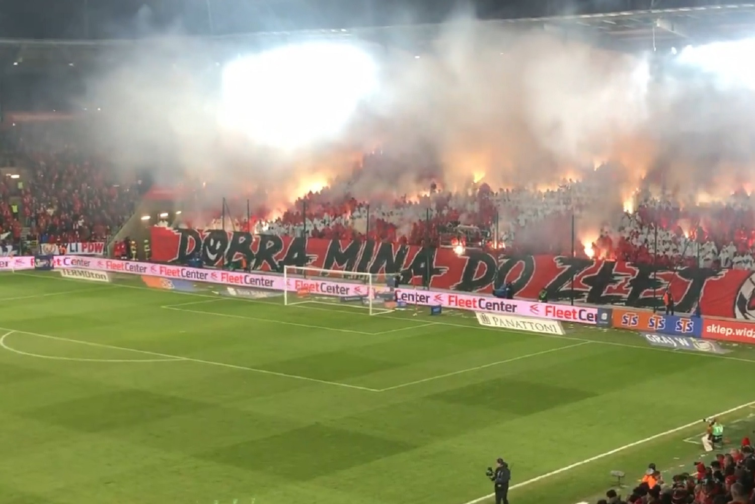 „Dobra mina...” Oprawa kibiców Widzewa Łódź [WIDEO]