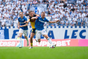 „Jest cieniem samego siebie”, „Nie daje rady”. Zawodnik Lecha Poznań na cenzurowanym