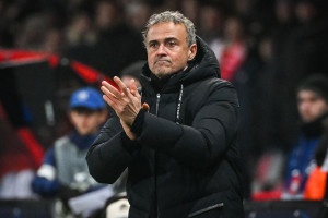 Luis Enrique po zdobyciu mistrzostwa Francji w kwietniu. „Ten dzień zostanie w sercach kibiców Paris Saint-Germain”