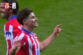 Atlético Madryt wbiło Barcelonie gola do szatni. Julián Álvarez odetchnął [WIDEO]