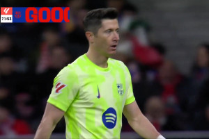 FC Barcelona walczy z Atlético Madryt. Szybka odpowiedź Roberta Lewandowskiego [WIDEO]