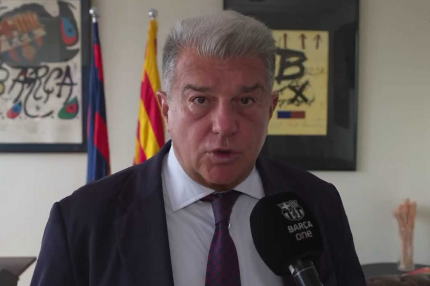 Joan Laporta krótko o pracy Szymona Marciniaka. Gorąco po półfinale Ligi Mistrzów