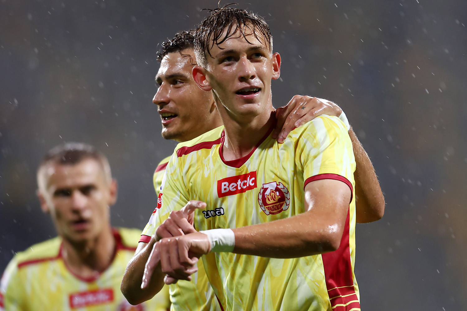 Górnik Zabrze będzie miał z niego pożytek. Wiktor Nowak z pierwszy dubletem w karierze [WIDEO]