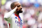 OFICJALNIE: Alexandre Lacazette opuszcza Olympique Lyon. Ma przed sobą jeszcze jeden cel