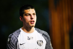 Korona Kielce powinna wrócić do tematu transferu tego napastnika?! Zimą dostał zaproszenie na testy