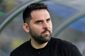 Gonçalo Feio rozczarowany, Michał Żewłakow nie spełnił tej prośby. „Po jego odejściu jesteśmy słabsi. Przykro, że nie może zostać”