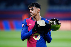 OFICJALNIE: Lamine Yamal podpisał. Zostaje w FC Barcelonie
