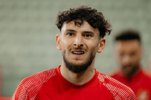 15 goli! Legia Warszawa i Raków Częstochowa po skrzydłowego