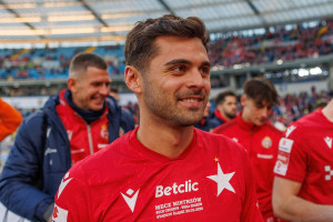 Rozchwytywany zawodnika Wisły Kraków! Od tego zależy jego przyszłość