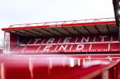 Nottingham Forest podbiera trzech zawodników mistrzowi kraju