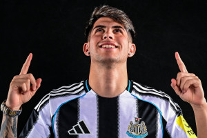 OFICJALNIE: Newcastle United pozyskało skrzydłowego. Premierowy transfer