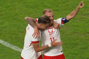 Polska otworzyła wynik z Mołdawią. Zabójczy półwolej [WIDEO]