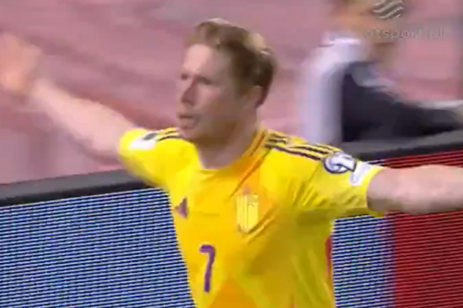 Szaleńcza pogoń w Brukseli. Kevin De Bruyne na ratunek Belgom [WIDEO]