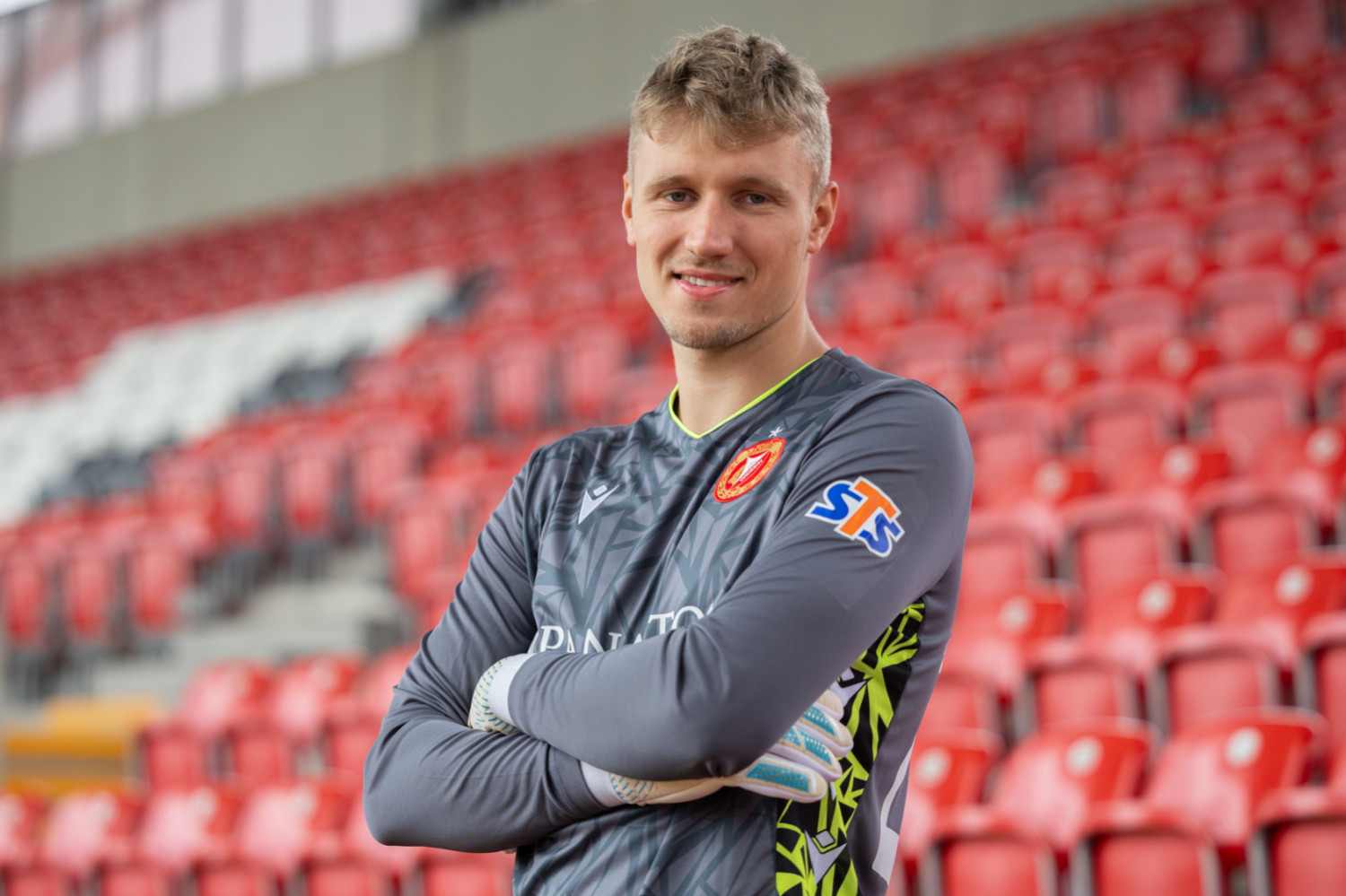 OFICJALNIE: Legia Warszawa straciła bramkarza! Definitywny transfer do Widzewa Łódź
