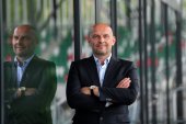 OFICJALNIE: Marek Gołębiewski wraca na ławkę trenerską