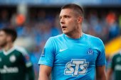 To mogą być transferowe derby o Łukasza Monetę