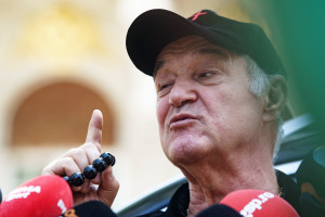 Gigi Becali: On nie pije, nie bawi się, nie ma kobiet. To zbyt grzeczne