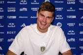 OFICJALNIE: Spod skrzydeł Kosty Runjaicia do Premier League