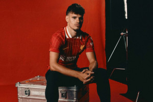 Liverpool ma nowego piłkarza. Duży transfer wewnątrz Premier League [OFICJALNIE]