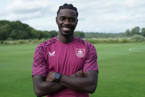 OFICJALNIE: Burnley sfinalizowało trzeci transfer. Niedoszła gwiazda Manchesteru United