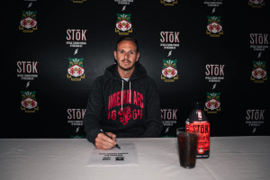 OFICJALNIE: Sentymentalny powrót. Wrexham sfinalizował transfer bramkarza