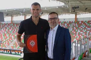 OFICJALNIE: Zagłębie Lubin sięga lidera Puszczy Niepołomice