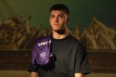 OFICJALNIE: Strzelił 16 bramek w ostatnim sezonie A-League, zagra w Europie