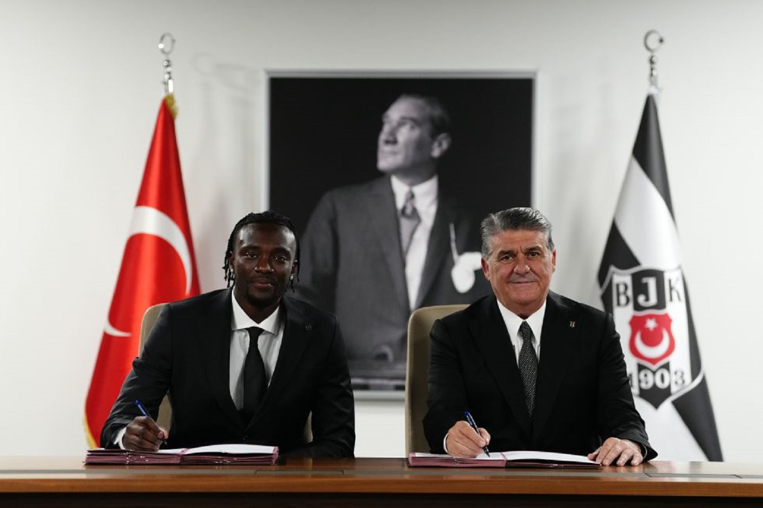 OFICJALNIE: Tammy Abraham w Beşiktaşie. Rekord transferowy odłożony w czasie