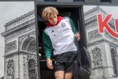 OFICJALNIE: Młody bramkarz Legii Warszawa z nowym kontraktem