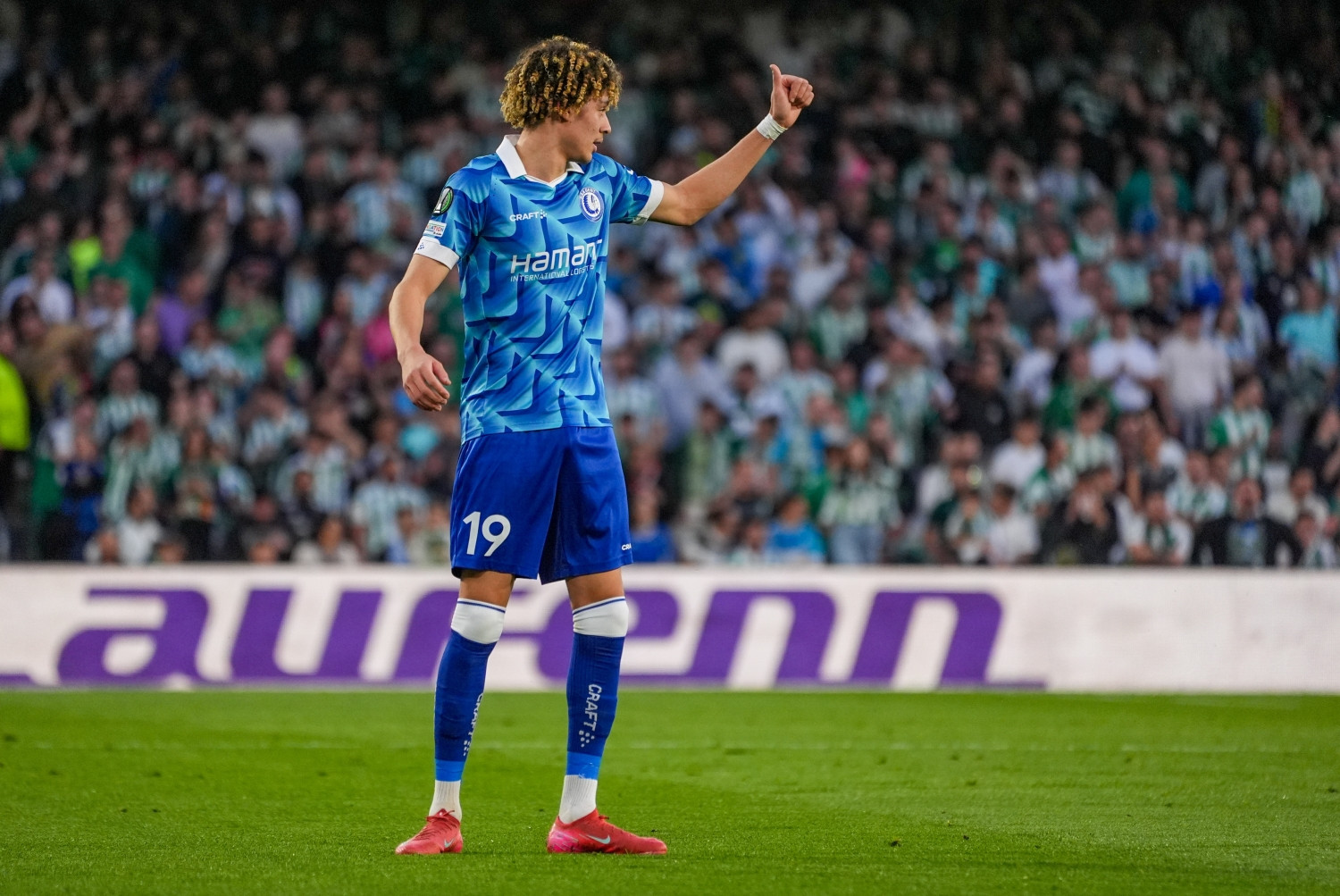 Nowy skrzydłowy łączony z Lechem Poznań