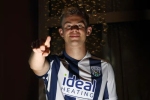 OFICJALNIE: Zimą był celem Lecha Poznań, trafił na zaplecze Premier League