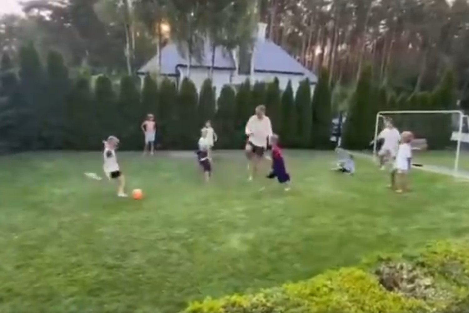 Jaki ojciec, taki syn? Liam Szczęsny może mieć... nieco inne plany [WIDEO]